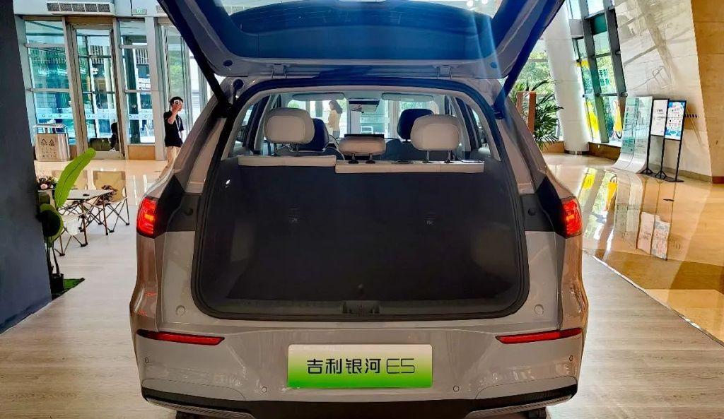 强势入局!吉利银河e5能否成为a级纯电suv新标杆?