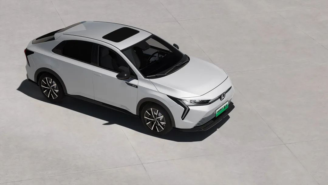 东风honda猎光,给出了正确的“卷”法!