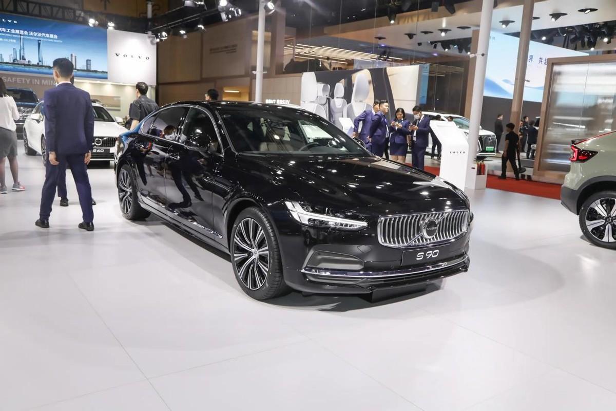 全新一代沃尔沃s90曝光,现款最高优惠14.29万元,可抄底吗?