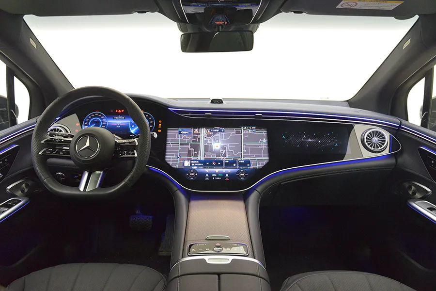 奔驰eqe suv:30万买个电动大奔驰,还要啥新势力?