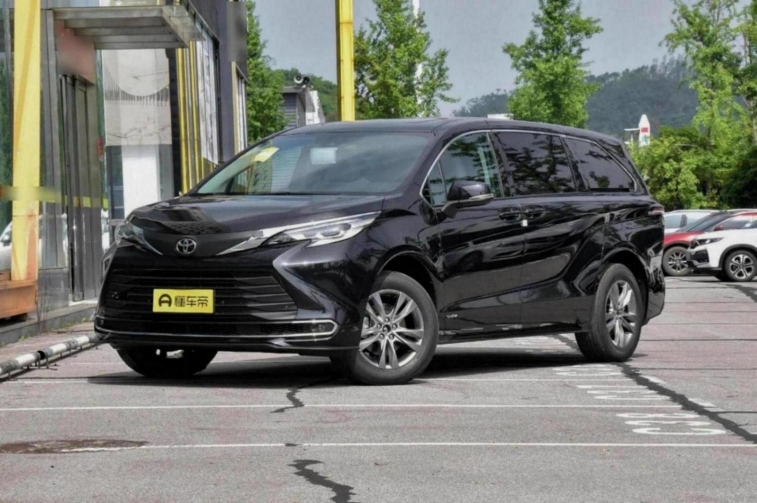 28.48万元起 新款丰田赛那上市 车机升级/首推四驱版