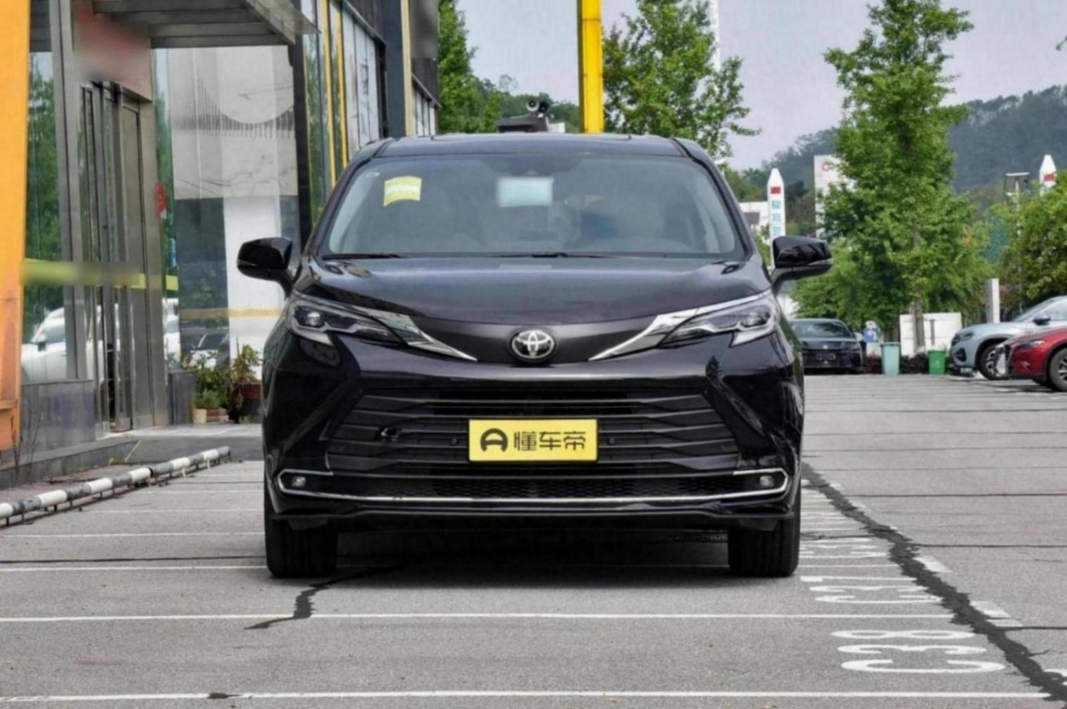 28.48万元起 新款丰田赛那上市 车机升级/首推四驱版