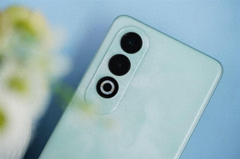 续航秒杀同价位所有手机!oppo k12评测:5500mah大电池能用一天半