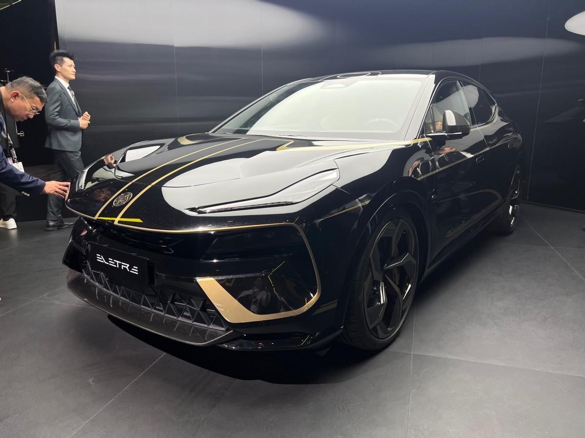 3秒加速800v,路特斯eletre和保时捷macan ev怎么选?