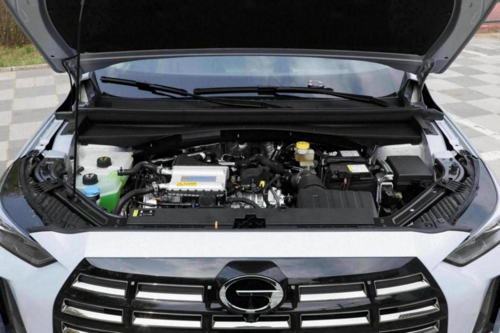 传祺gs4 max:8个气囊 电动尾门,轴距2750mm,顶配12.58万值吗?